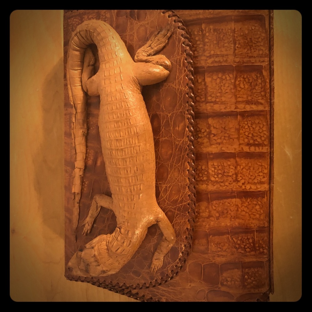 Crocodile-Alligator vintage hand bag very rare.